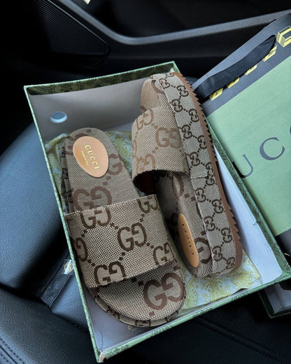 Gucci slipper on preorder