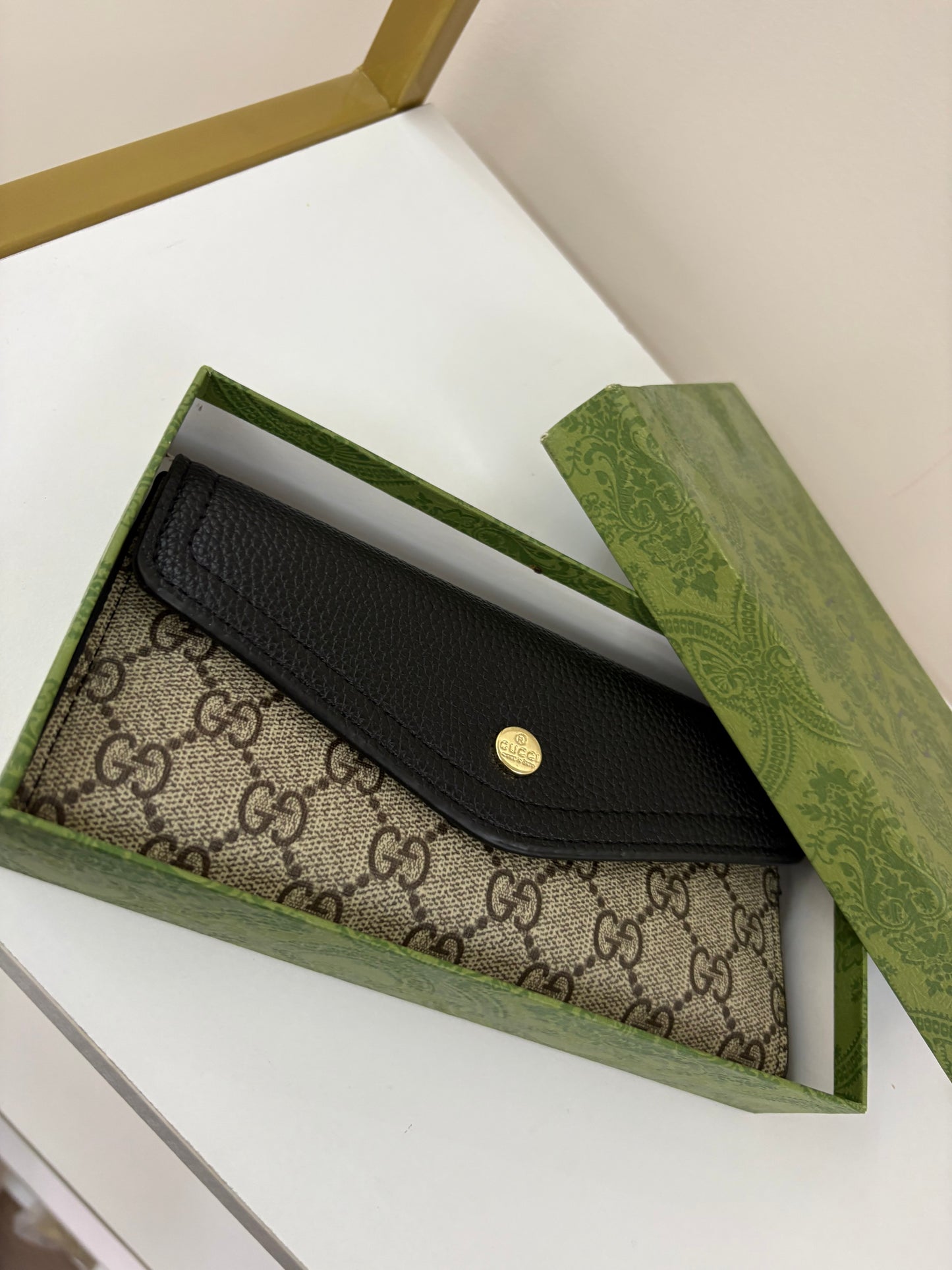 GUCCI WALLET