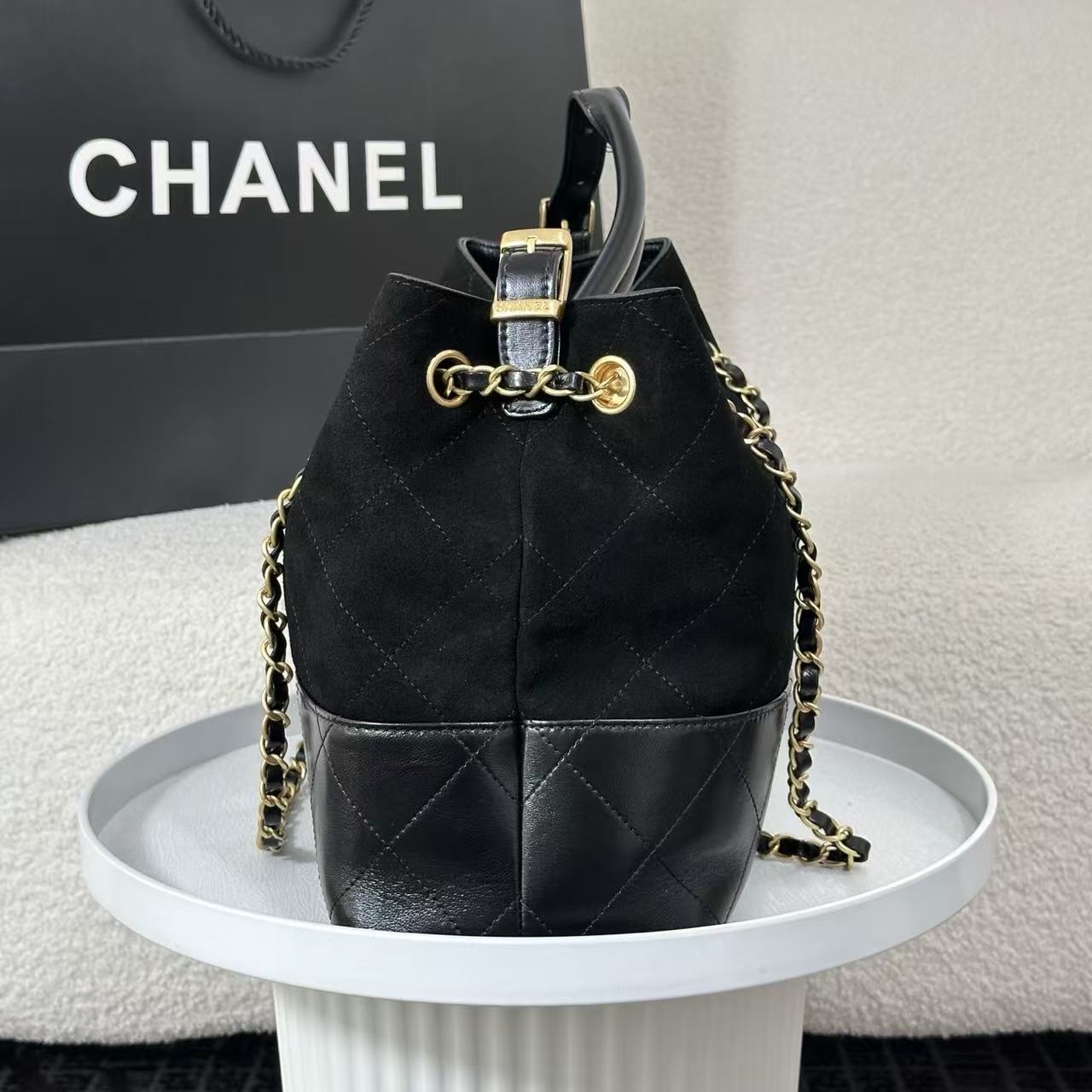 Chanel tote