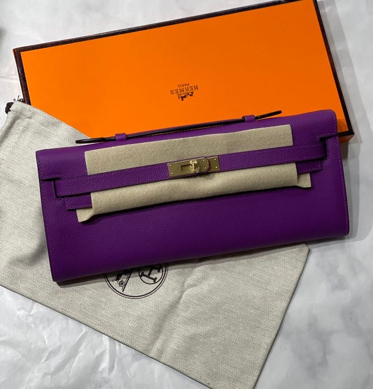 Hermes pouch