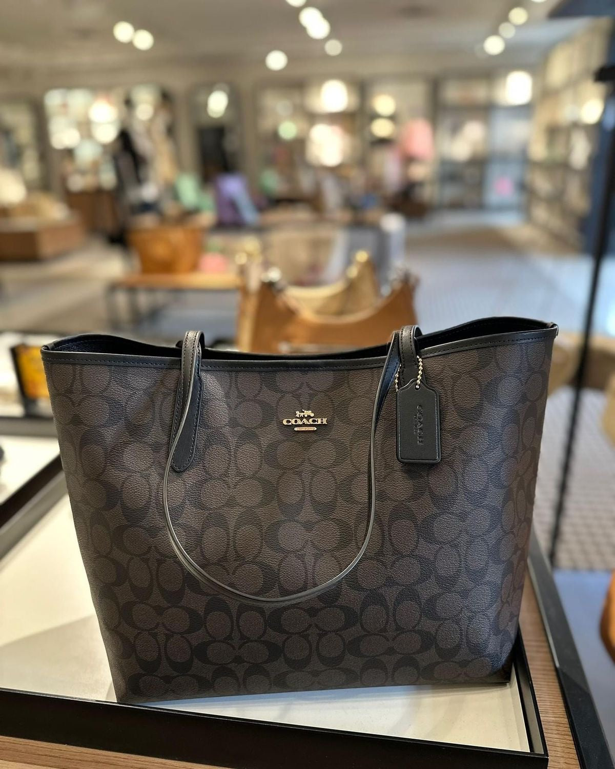 Coach tote