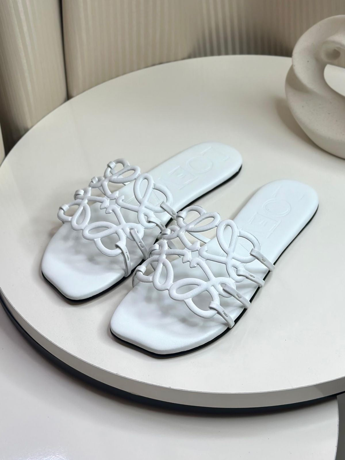 Loewe slipper