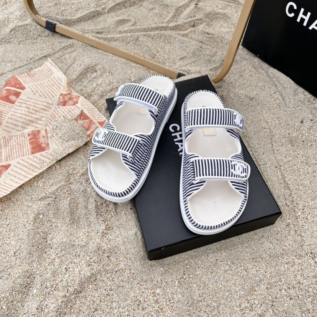 Chanel slipper