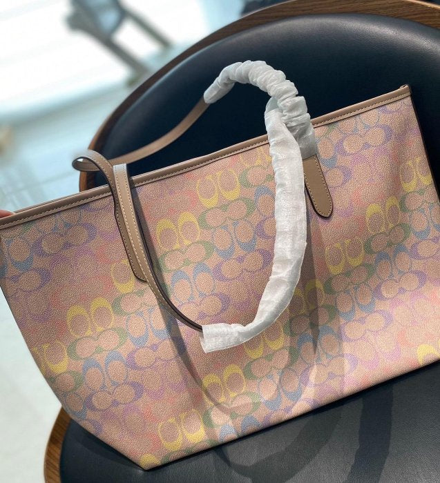 Coach tote
