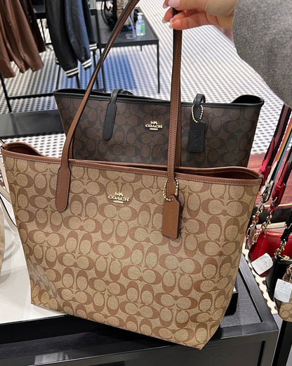 Coach tote