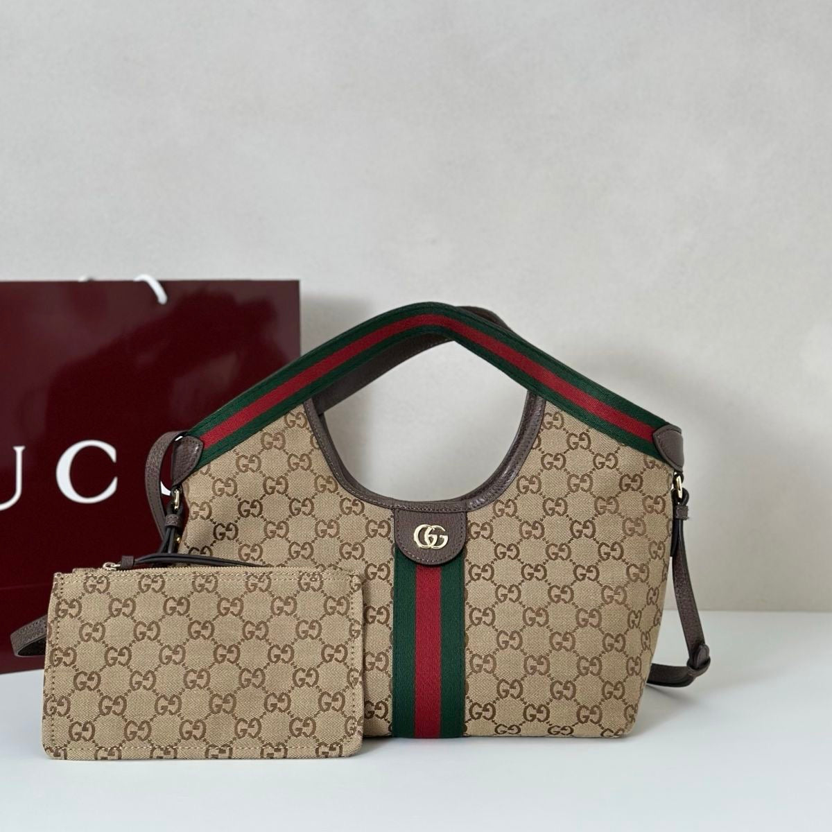 Gucci medium tote