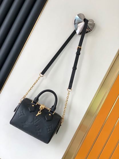 Louis vuitton speedy