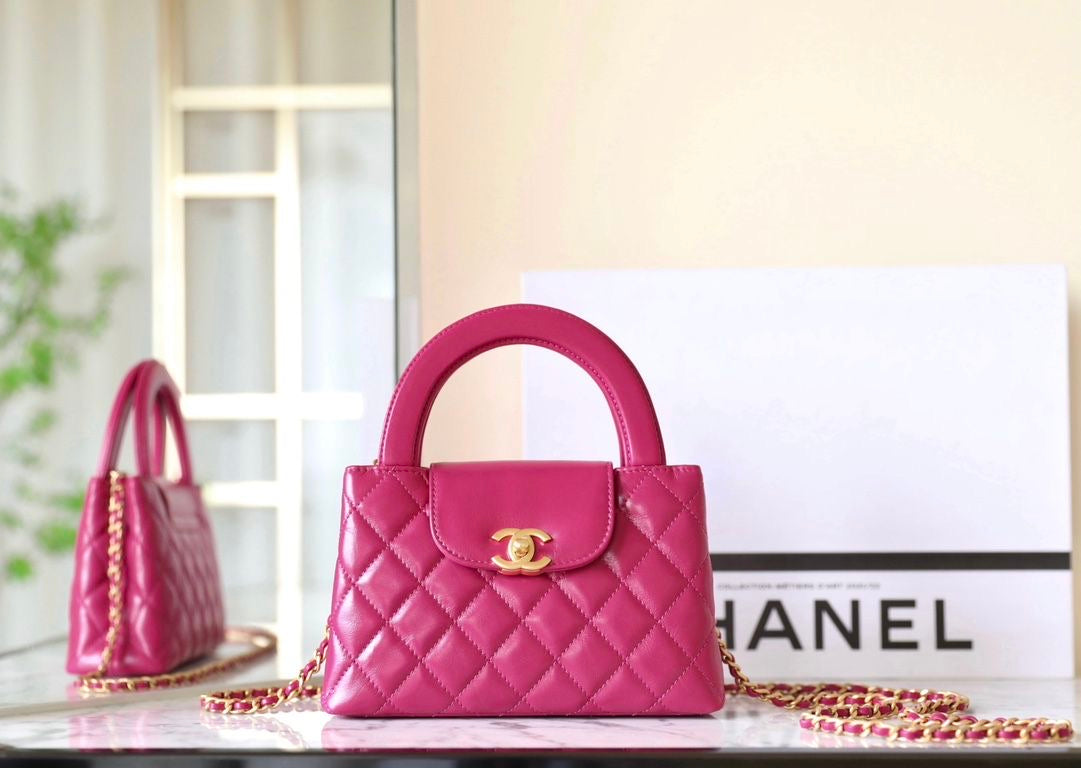 Chanel mini