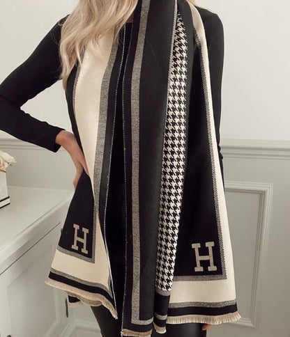 Hermes shawl