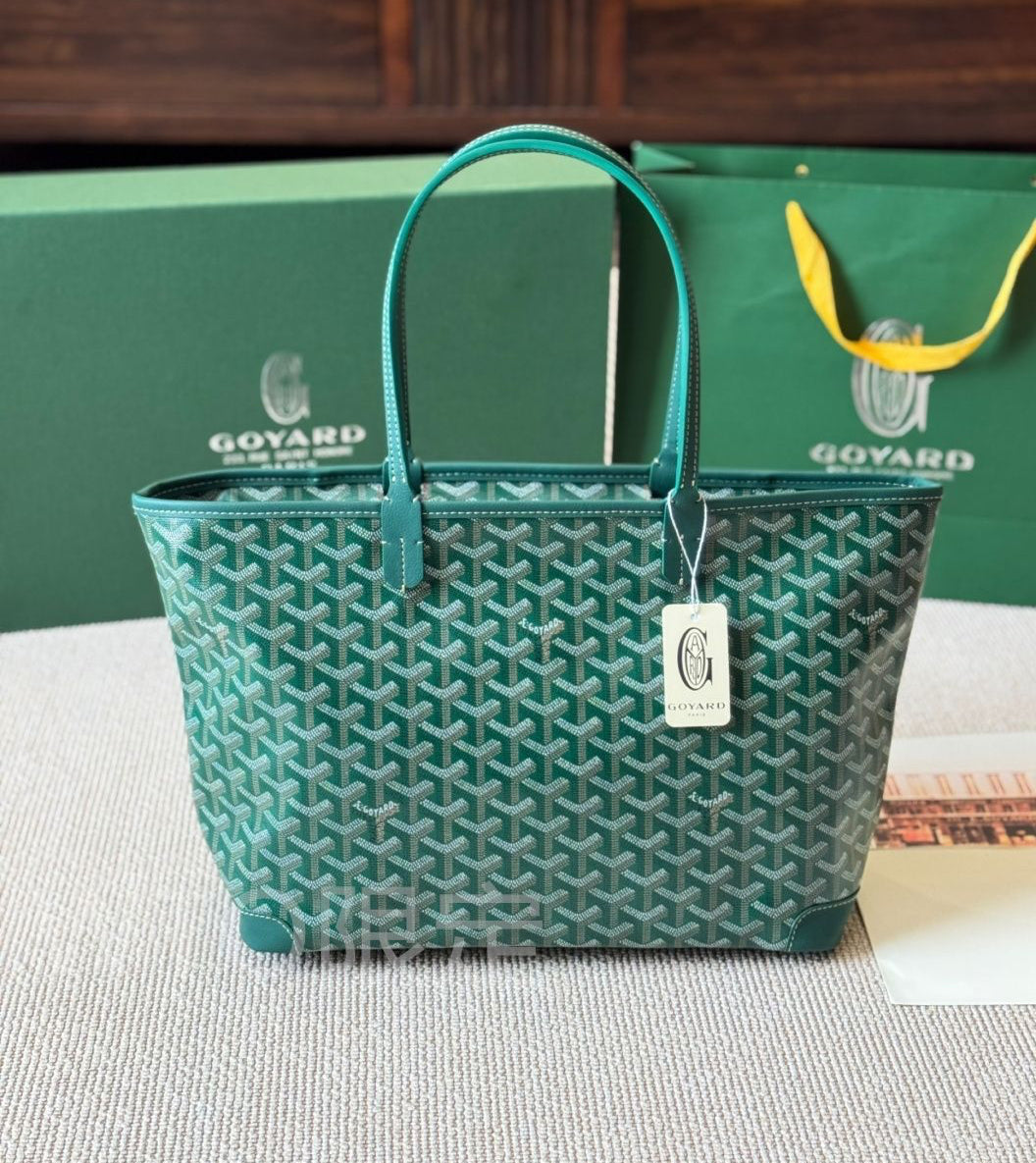 GOYARD ZIPPER TOTE MEDIUM