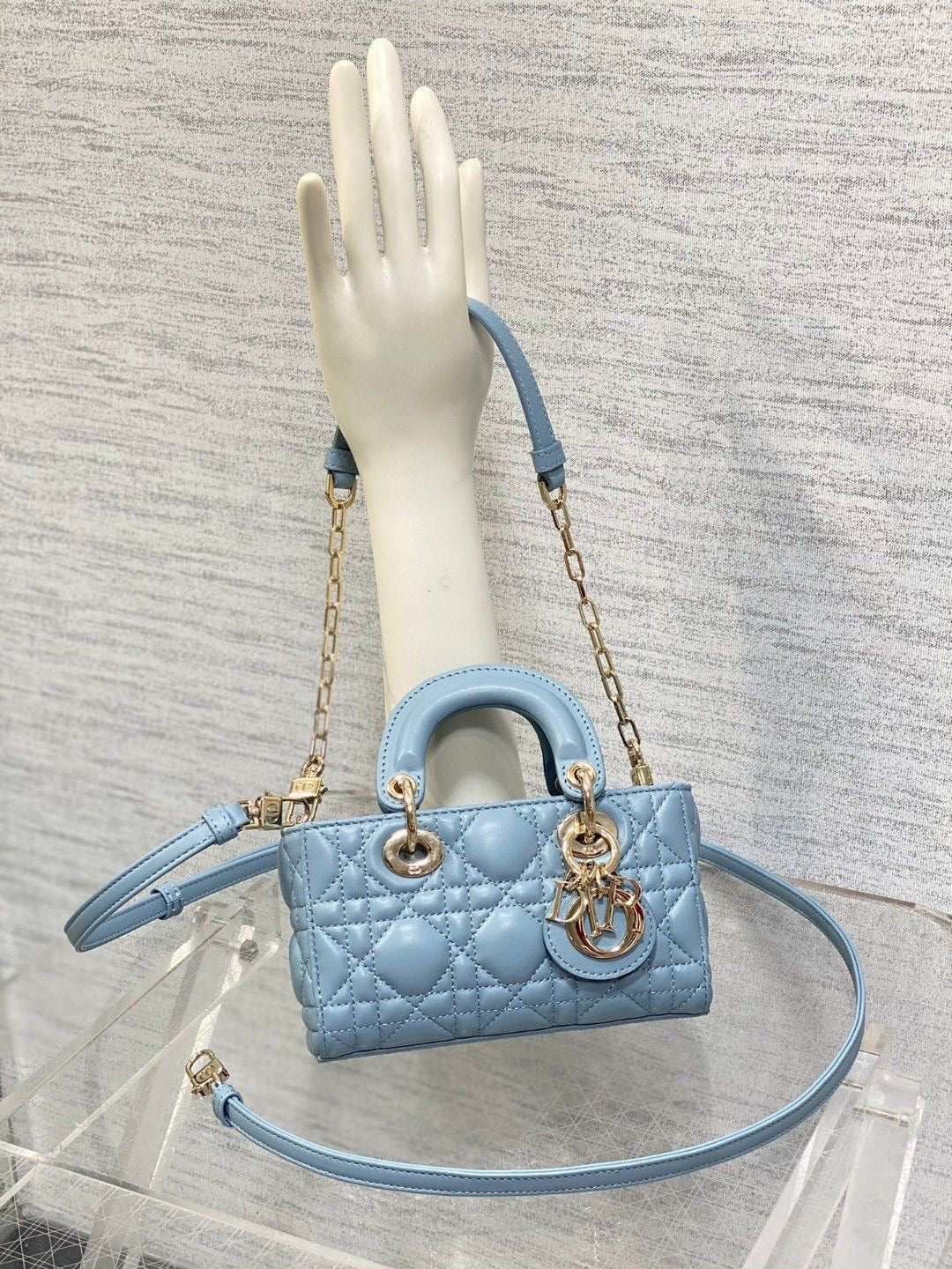 Mini lady dior