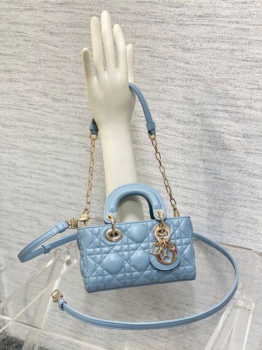 Mini lady dior