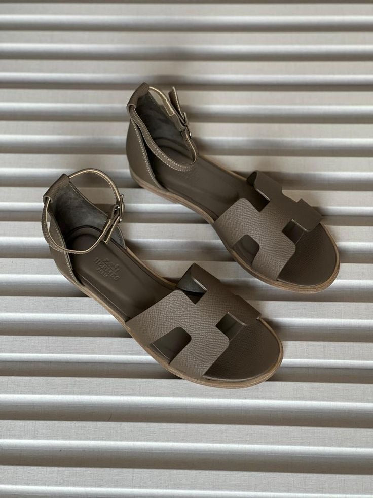 Hermes sandals