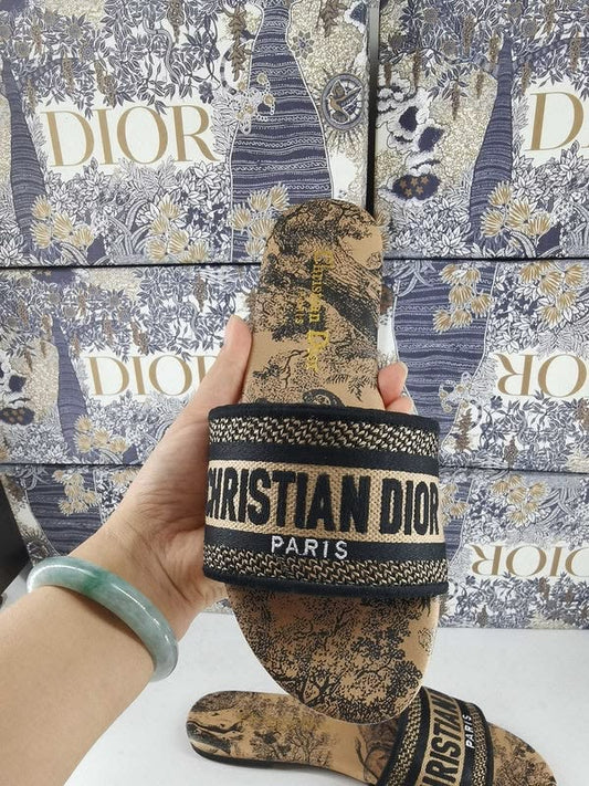 Dior slipper
