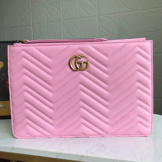 GUCCI POUCH
