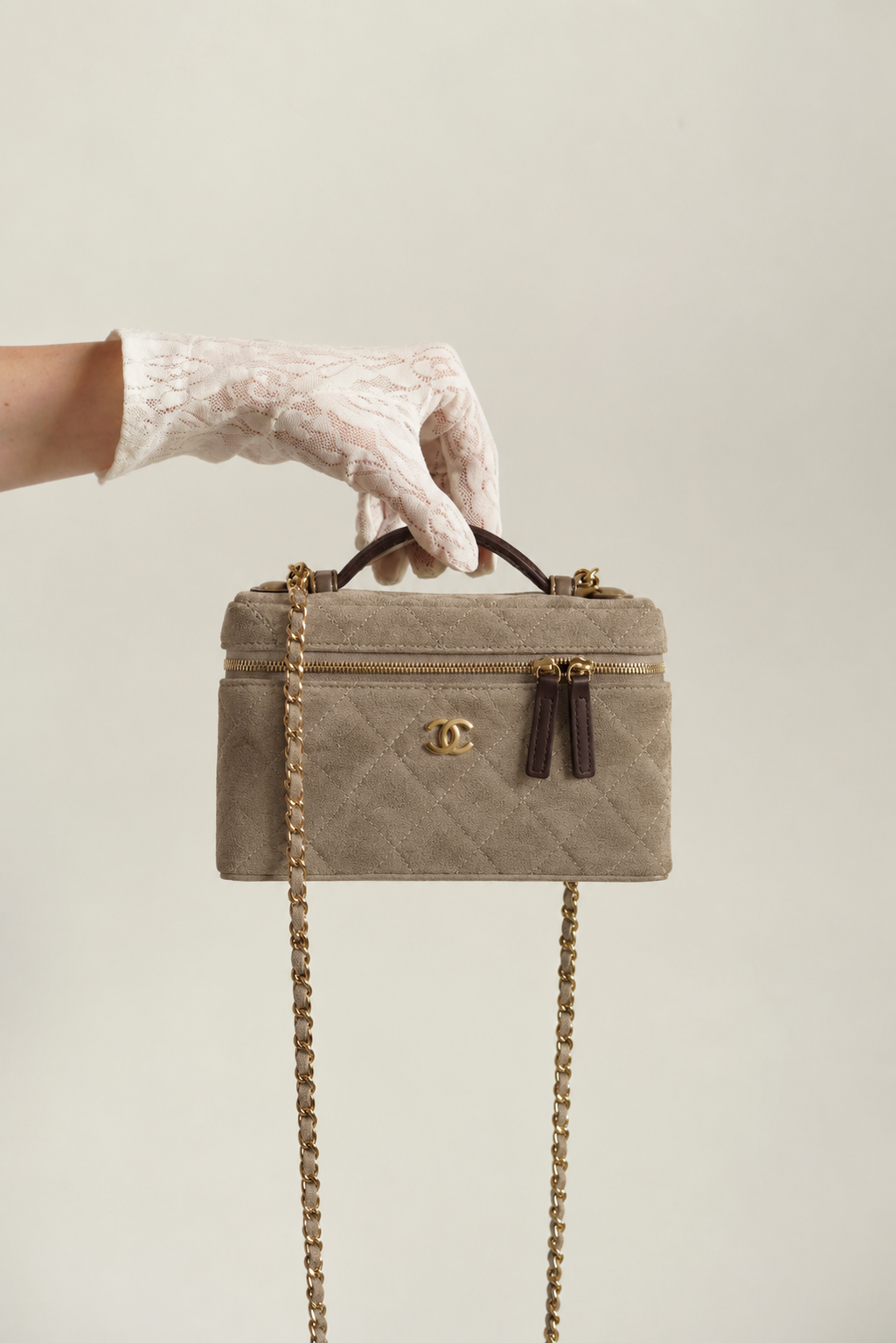 chanel vanity