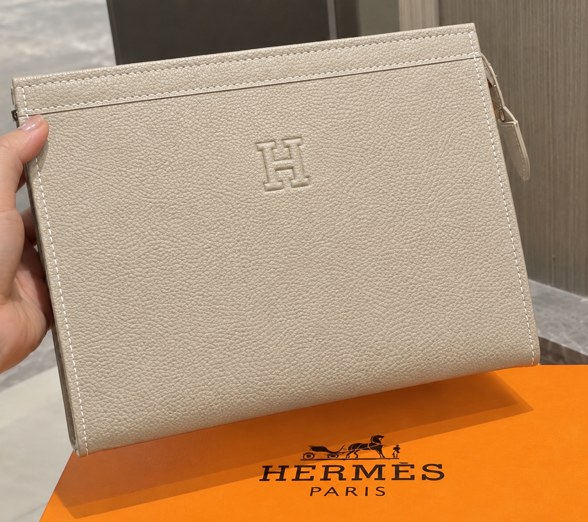 Hermes pouch