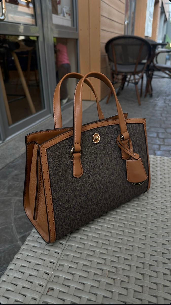 Michael kors tote