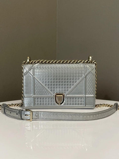 DIOR DIORMA