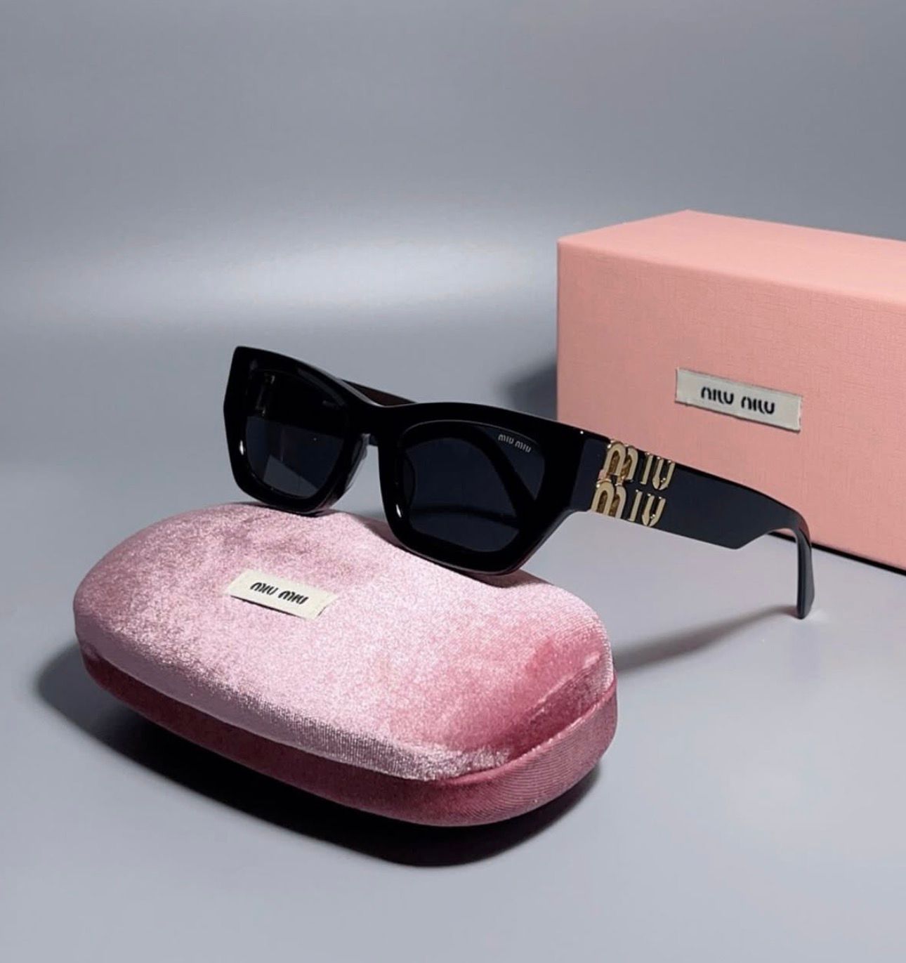 MIUMIU